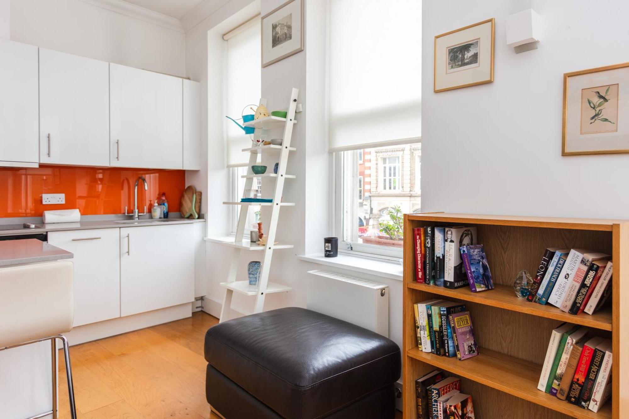 Homely 1 Bedroom Apartment In The Heart Of Vibrant Camden Londra Dış mekan fotoğraf
