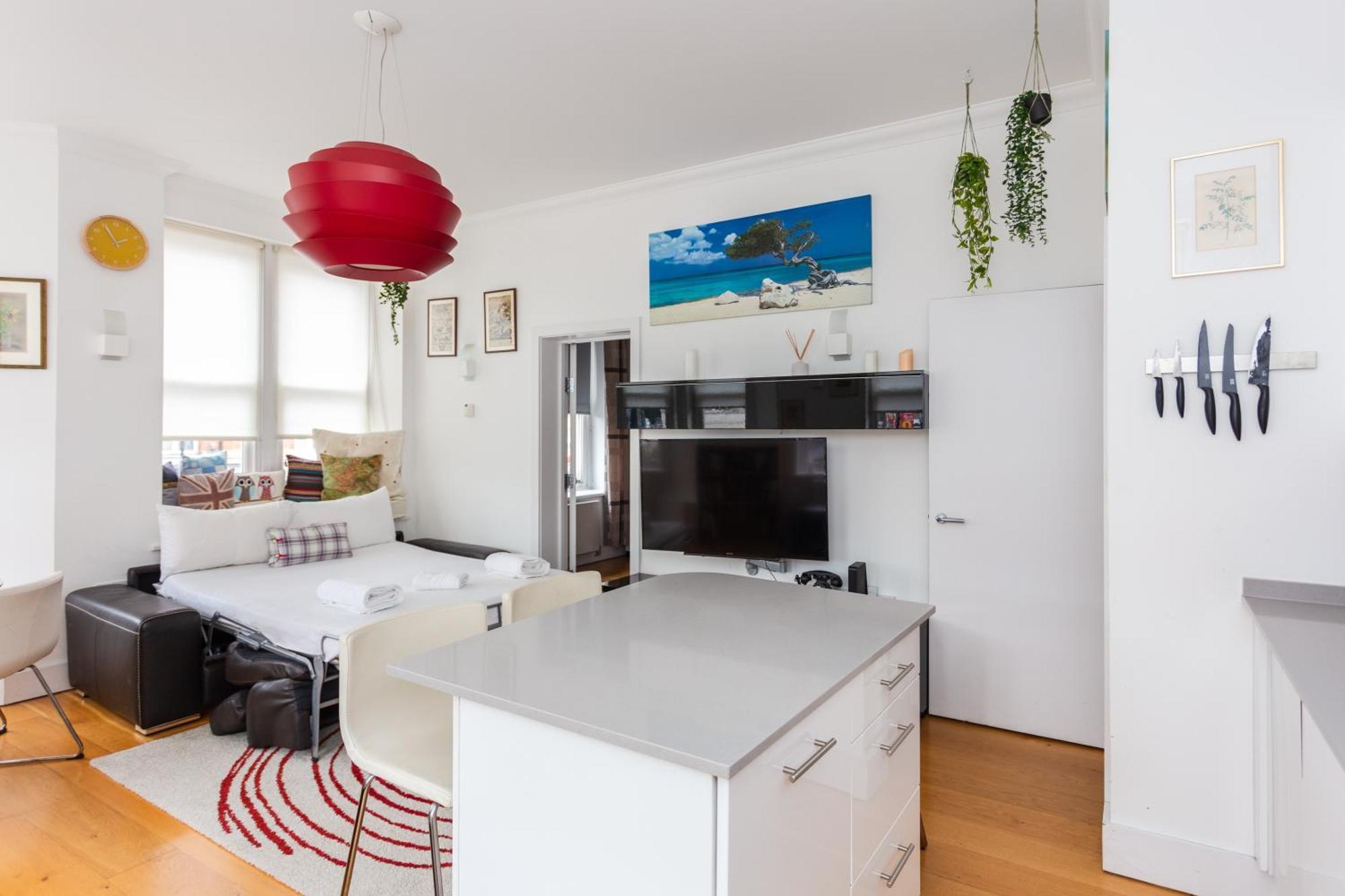 Homely 1 Bedroom Apartment In The Heart Of Vibrant Camden Londra Dış mekan fotoğraf