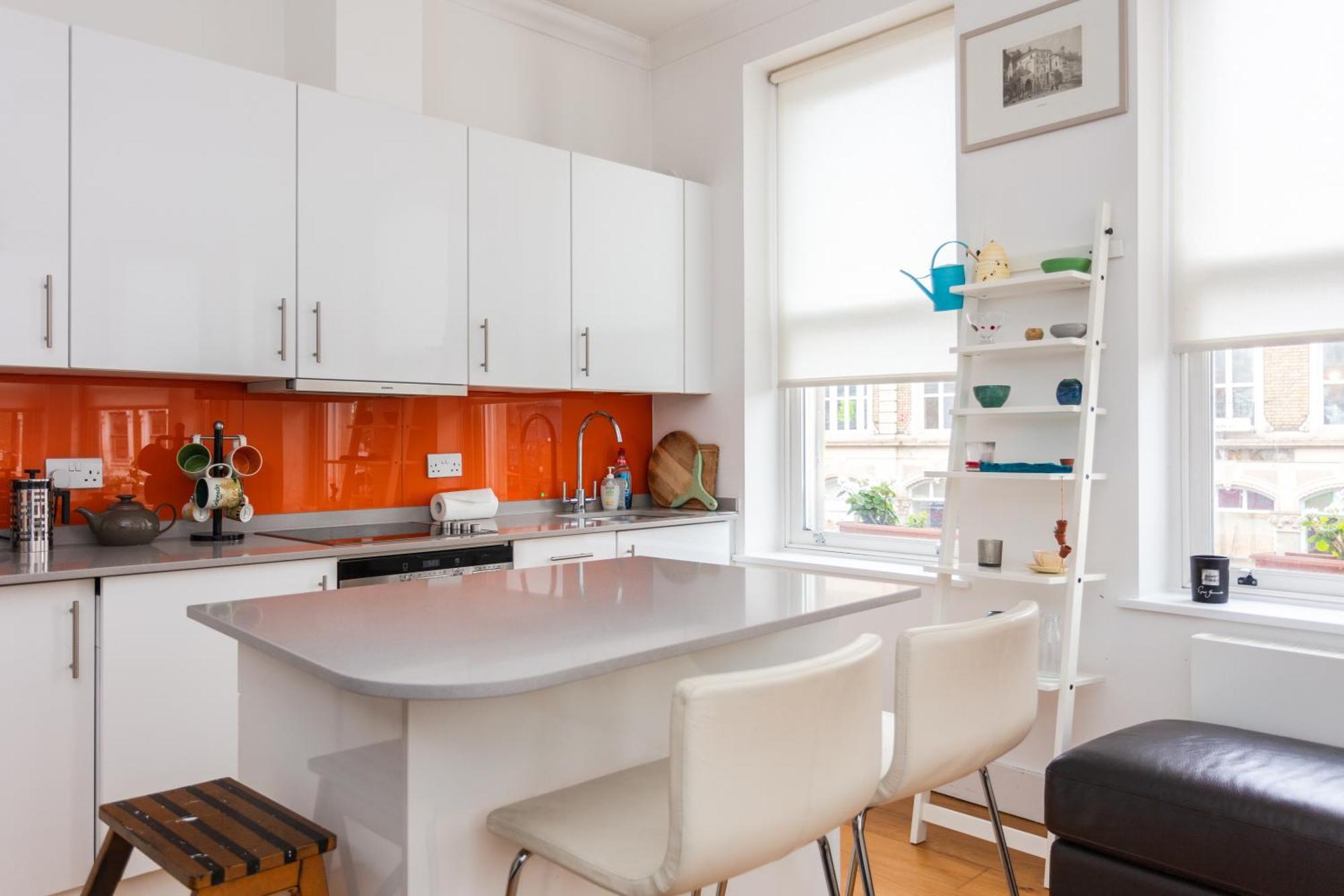 Homely 1 Bedroom Apartment In The Heart Of Vibrant Camden Londra Dış mekan fotoğraf