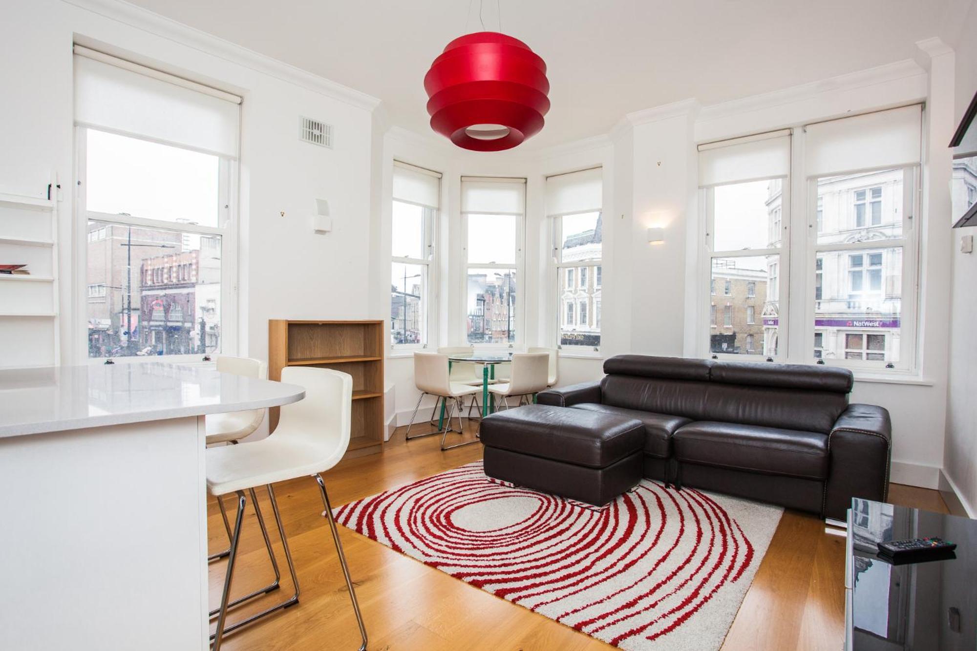 Homely 1 Bedroom Apartment In The Heart Of Vibrant Camden Londra Dış mekan fotoğraf